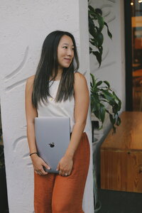 brand and website designer for female entrepreneurs