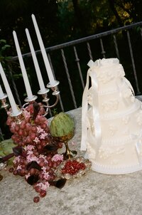 modern-cake-socal-wedding
