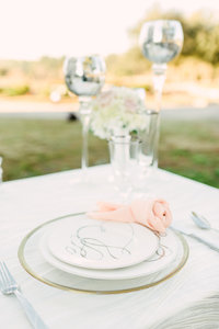 peach-silver-wedding-inspo
