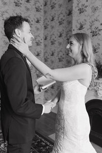 Sarah-Rose-Creative-CREDIT-NEEDED-Abby-Hawkin-Wedding-Sneaks-033_websize