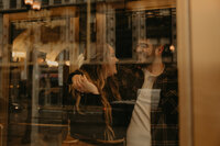 Traveling couples photographer