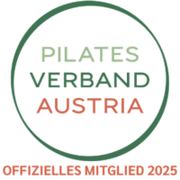 Pilates, Ernährungstraining und zyklusorientiertes Training in den Bezirken Mödling und Baden für ganzheitliches Wohlbefinden – sowie Fit im Büro: Dein Team-Training für mehr Gesundheit am Arbeitsplatz.