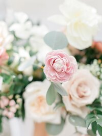 Emerald grace floral design wedding with Lauren Westra photography almond orchard bride and groom soft blush color palette central california weddings_2505