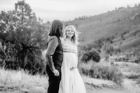Colorado maternity photography session in natural light 