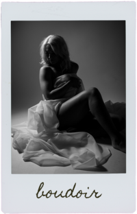 boudoir black and white sheet studio