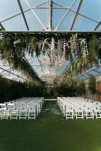 Bridal bouquet during portraits in Dallas