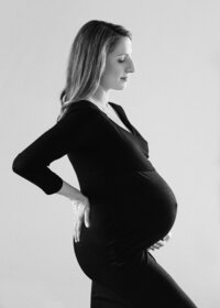 pregnant women posing for studio portrait in Mount Holly, New Jersey.
