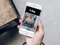 Le Buzz website on mobile phone