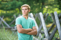 Grand-Rapids-MI-Outdoor-Senior-Pictures-09