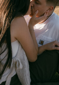 Milwaukee engagement photography couple