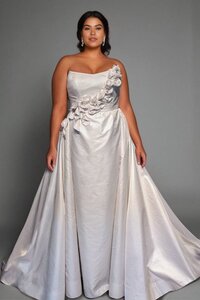 Best Detachable Trains for Bridal Gown