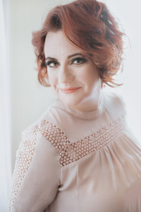 Iowa based travel headshot, boudoir, family, and wedding photographer