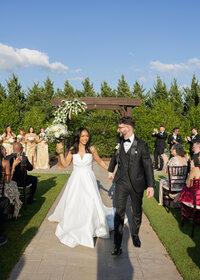 A full sunny day during the ceremony is always a beautiful day.
