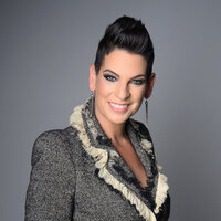Melissa Ghionis, ICON Award host, grandmaster, and portrait photographer, and business marketer