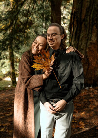 Family members enjoy the natural beauty of Oregon before an intimate wedding ceremony