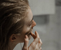 A heavy cheek can deepen a nasolabial fold or exacerbate the appearance of the under eye hollows.