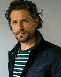matt lauria - professional acting headshot