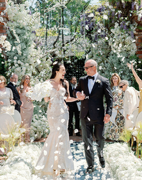 bride-and-groom-petals