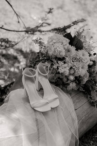 A breathtaking destination wedding weekend in Idaho, where luxury meets adventure, captured by a travel wedding photographer.