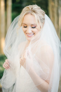 Bridal session at Rip Van Winkle Gardens