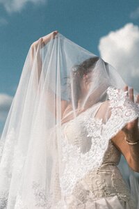 Editorial engagement session in Manhattan, cinematic NYC portraits.