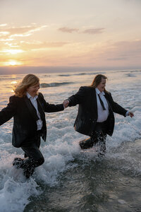 20240712_Tammi&Monyka-Engagement-Photos_Edits-269_websize