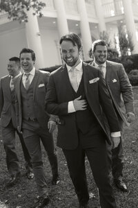 TheFourEleven-WildThistlePhoto-TexasWeddingPhotographer-3810