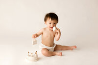 31_AlysonBergPhotography_ColeR-oneyear_53xx