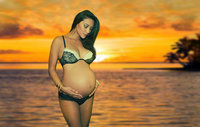 maternity-photographers-on-maui