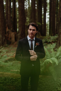 PNW Elopement Photographer