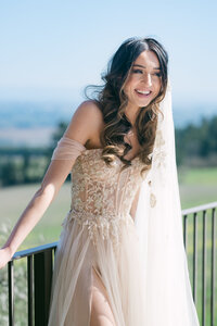 portland oregon vineyard bride