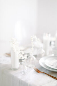 Greensboro wedding photographer captures a wedding tablescape at McAlister Leftwich in Greensboro.