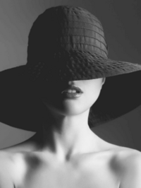 CollegeOfStyle_WomanBlackHat