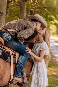 kissing horse Christian new jersey  