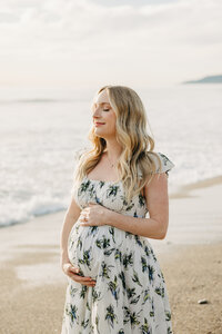 Maternity portrait photographed by favorite Los Angeles maternity photographer, Marie Buck Photography.