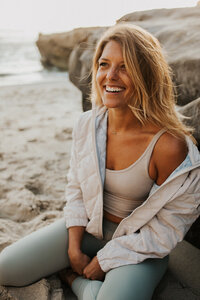 Photos of san diego yoga teachers at soul plunge