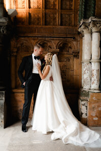 Modern Bride and Groom Pittsburgh Wedding