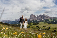 romantic couple Dolomites Elopement