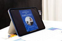 Online career coach providing professional career coaching sessions to help individuals advance and grow with HR Mami Career Coaching