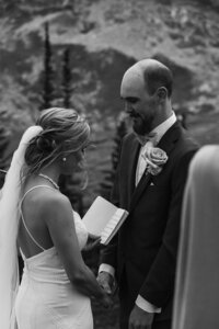 Alberta elopement and micro-wedding galleries by Allie Knulls Photography