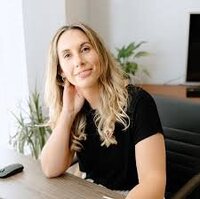 image of Stephen Molitaris, a paid search strategist for Google and Bing.