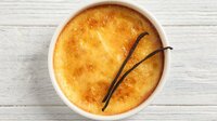 Petit dessert sucré une crème brulée