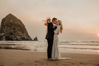 beach elopement photographer