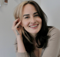 smiling woman with hat
