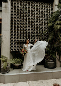 bridal photos shoot at the ace hotel in brooklyn by wedding photographer in new york