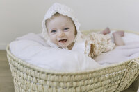 Light and airy family photography session in Boise, Idaho, capturing genuine smiles and heartfelt moments in a beautiful outdoor setting. Serving Meridian, Eagle, Nampa, and the Treasure Valley with timeless maternity, newborn, and milestone photography