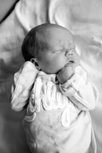 Cincinnati Newborn Photography-24