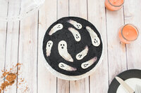sarai-bakes-collaboration-ghost-halloween-cake-ohio