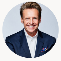 nicholas_webb futuristic motivational speaker