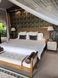 Costa Rica Resort Bed